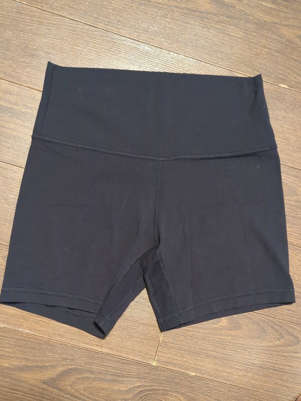 lululemon Align™ High-Rise Short 6" - Picture 7 of 9